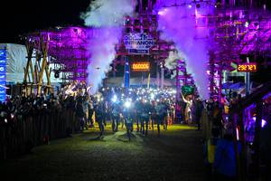 BIB: 060006, 292127
                            <button type="button" onclick="openModal(19206581)" class="btn btn-primary btn-sm float-right btn-popup" data-toggle="modal" data-target=".modal-high-quality">
                        <i class="fas fa-shopping-cart"></i> Add to Cart
                    </button>
                                            <button type="button" onclick="isThisMe(19206581, true)" class="btn btn-success btn-sm float-right btn-popup btn-isme hidden" data-toggle="tooltip" data-placement="bottom" title="นี่คือรูปของคุณใช่ไหม คลิกที่นี่เพื่อเอาเข้าอัลบั้ม">
                        <i class="fas fa-plus"></i> Add to album
                    </button>
                    <button type="button" onclick="isThisMe(19206581, false)" class="btn btn-warning btn-sm float-right btn-popup btn-isnotme hidden">
                        <i class="fas fa-ban"></i> Remove from album
                    </button>